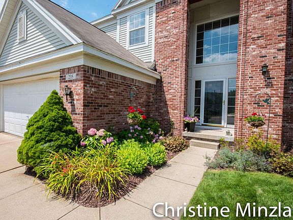 5th image of 235 Carnoustie Ave SE