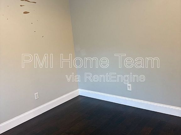 4th image of 2191 E Loch Lomond Dr