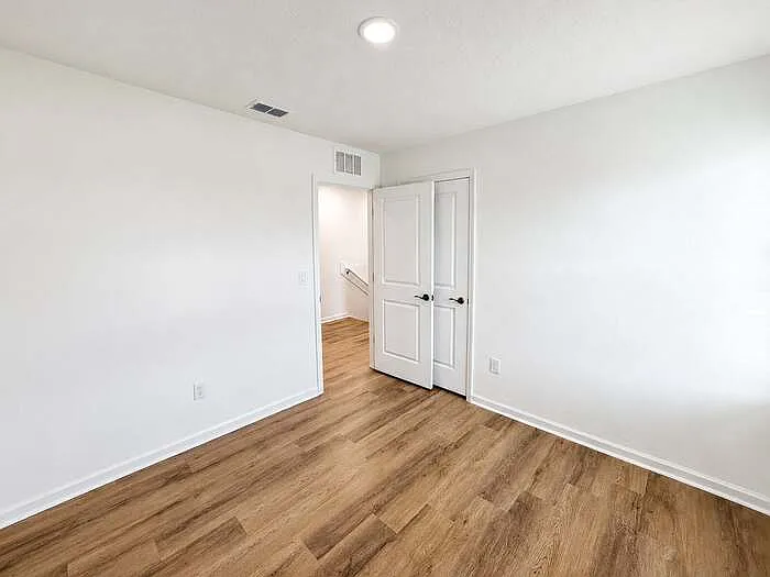 8672 Elmo Rd — Photo 36