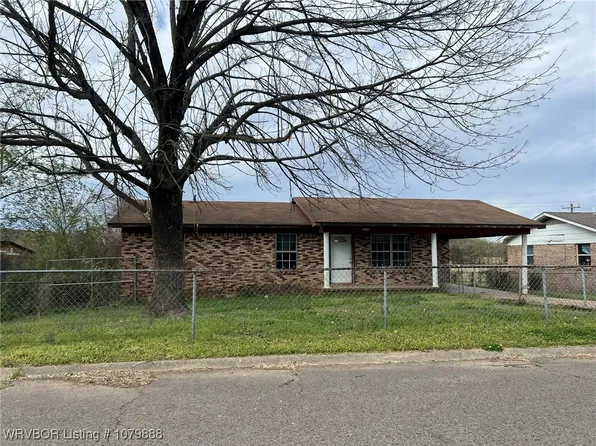3718 Home St, Ozark, AR 72949