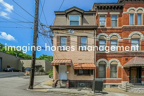 164 S 15th St Photo 1