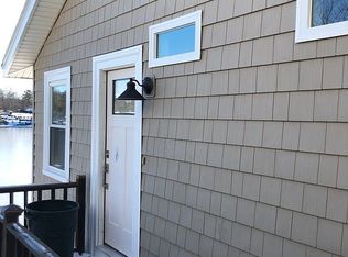 332 Lake Ave N, Worcester, MA 01605