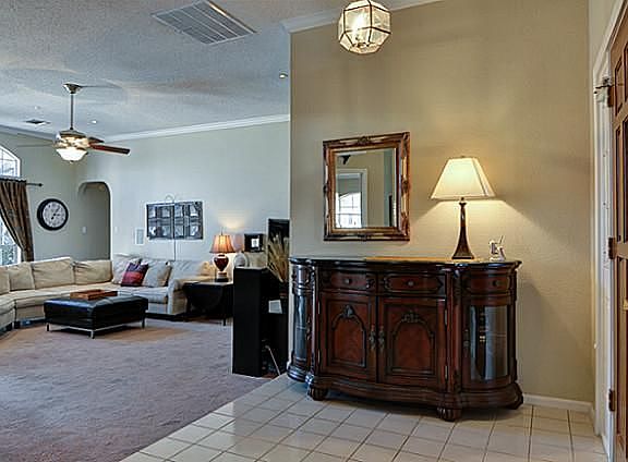 2nd image of 2128 Larkspur Dr