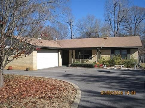 1st image of 303 Johnson Dr