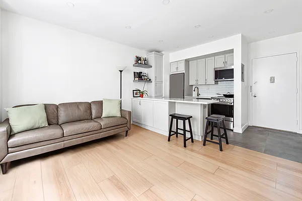 Rented by Compass | media 1