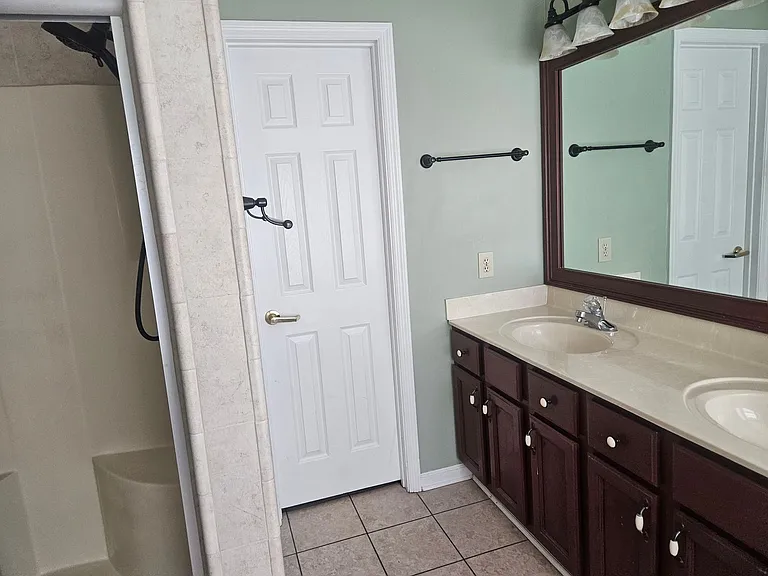 734 Concord Farms Ln — Photo 15