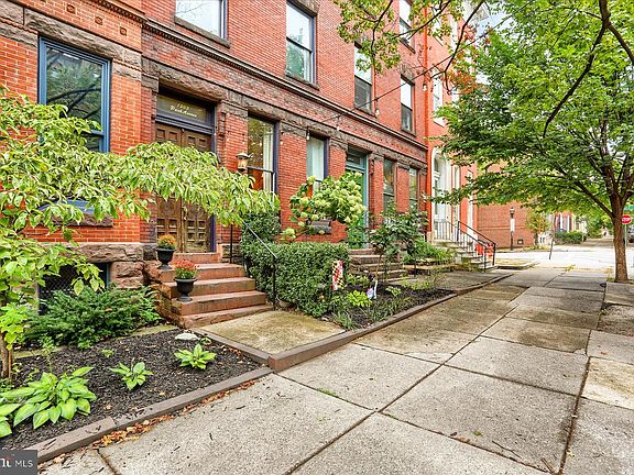 3rd image of 1505 Park Ave