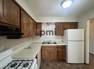 90 Stornoway Dr W APT A, Columbus, OH 43213