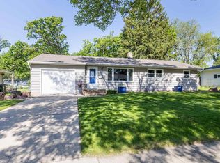 1606 Homberg Ln, Madison, WI 53716