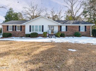 4905 Cypress Shores Dr, New Bern, NC 28562