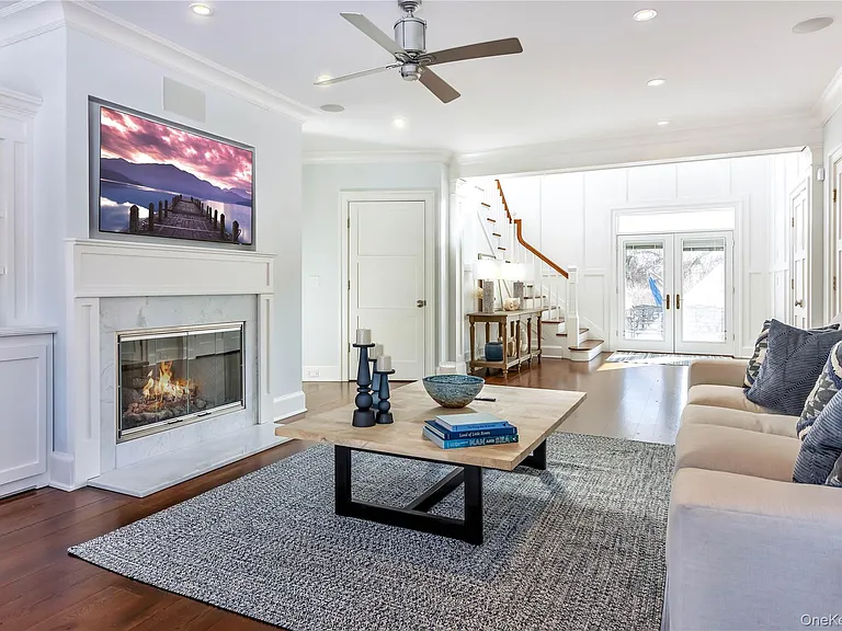 695 Sound Dr — Photo 5
