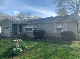 2230 S Kings Ave, Springfield, MO 65807
