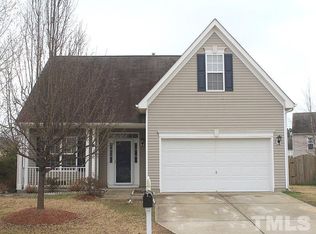 1009 Thornwood Ct, Clayton, NC 27520