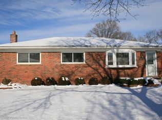 32724 Hees St, Livonia, MI 48150