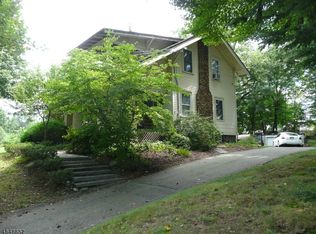 390 Fairfield Rd, Wayne, NJ 07470