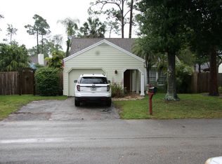 522 Golden Wood, Wellington, FL 33414