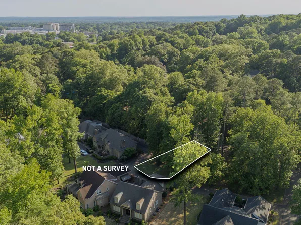 24 Frankland Ave, Jackson, TN 38301