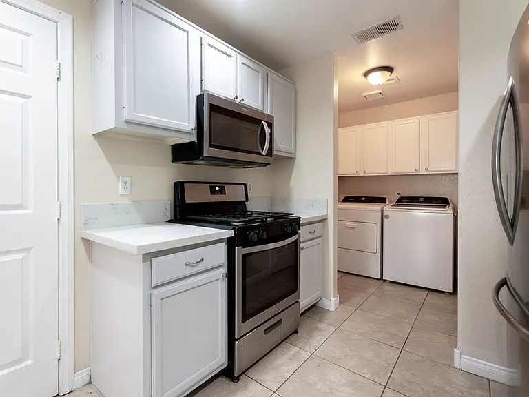 8217 Diamond Star Ct — Photo 7