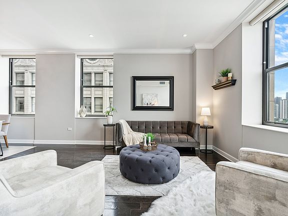 5th image of 310 S Michigan Ave Unit 1600
