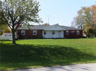 1061 E Lakeshore Dr, Greensburg, IN 47240