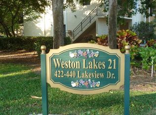 440 Lakeview Dr APT 203, Fort Lauderdale, FL 33326