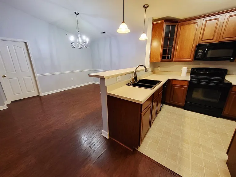339 Westbend Dr #1 — Photo 15