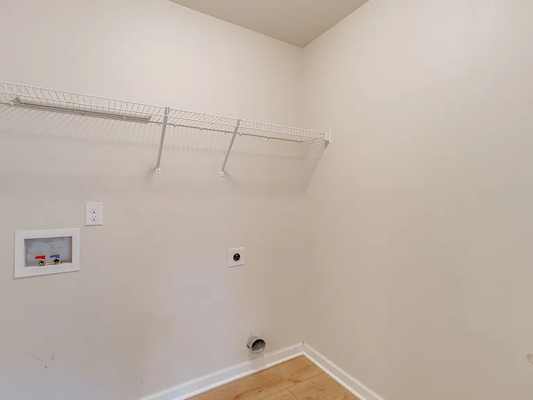 609 Angel Oak Ln — Photo 34