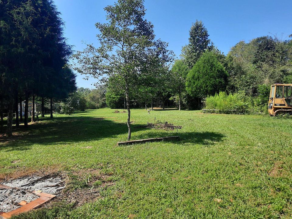 2nd image of 50 County Rd