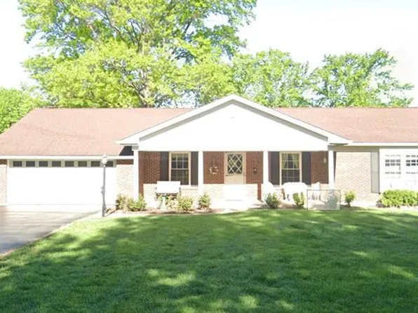741 Dougherty Pl, Saint Louis, MO 63122