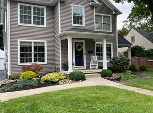 10 Grant St, Lancaster, NY 14086