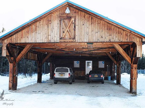 3rd image of 471 Tail Waggin Ln