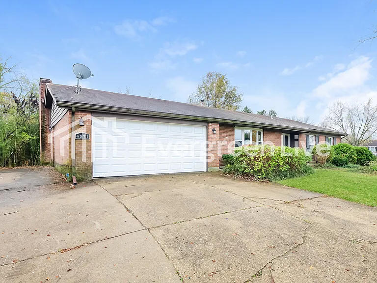 4571 Sylvan Oak Dr — Photo 2