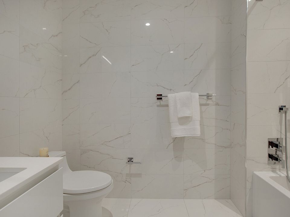 1st image of 222 E 44th St APT 34B