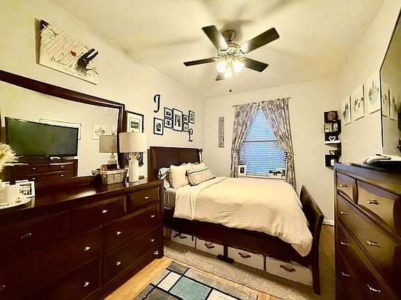 4th image of 235 E 33rd St APT 8