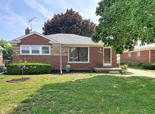 8842 Merriman Rd, Livonia, MI 48150