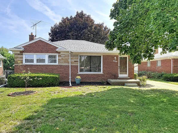 8842 Merriman Rd, Livonia, MI 48150