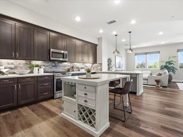 1000 Berryessa Ln APT 344, Davis, CA 95616