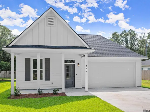 10824 Annie Cir, Walker, LA 70785