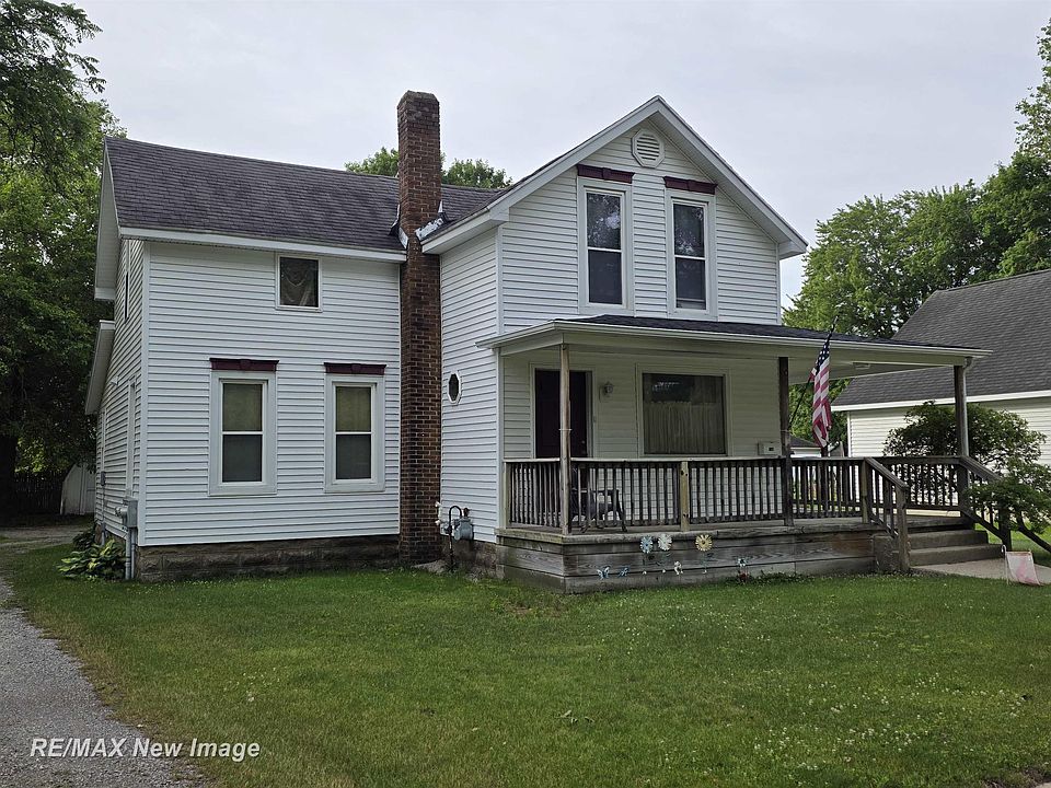 1st image of 218 Lincoln St