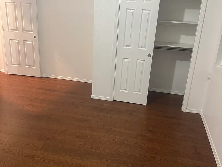 7525 Coors Blvd SW #B — Photo 10