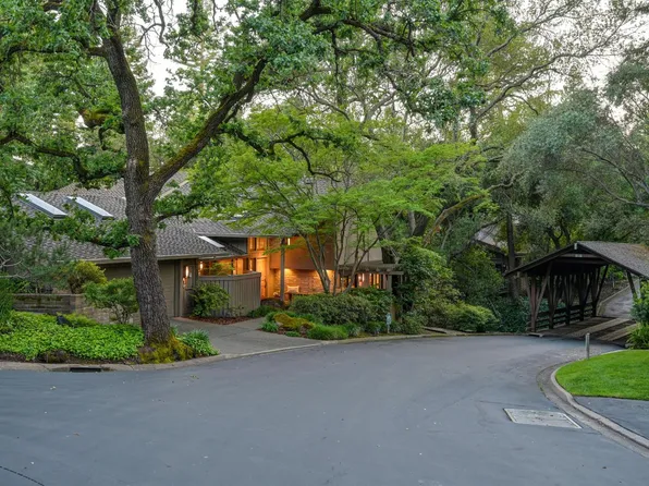 18 Covered Bridge Rd, Carmichael, CA 95608