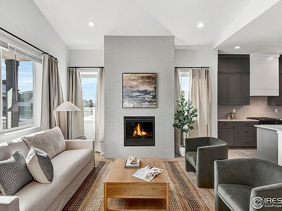 2nd image of 648 Greenspire Dr #8