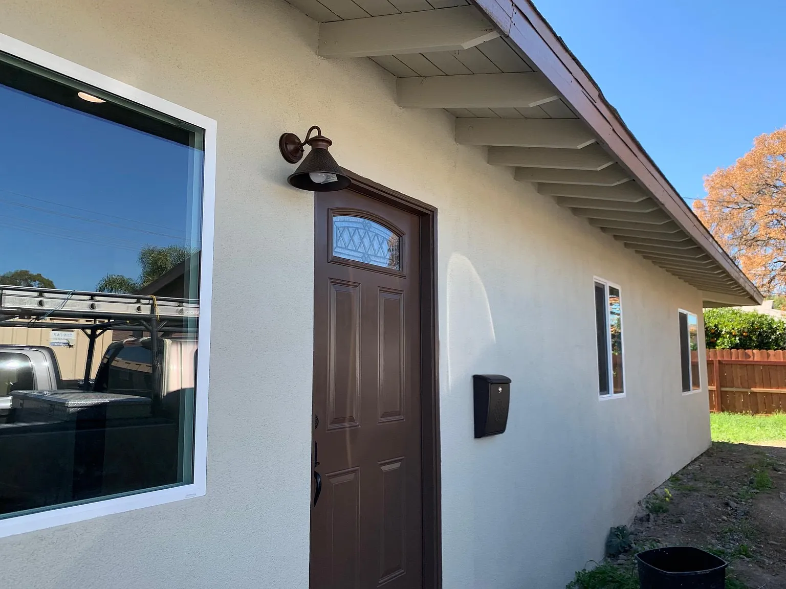 314 E Grand Blvd — Photo 1