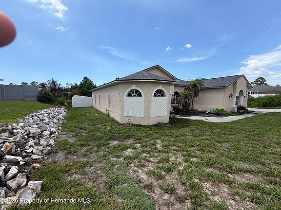4th image of 7061 Ovenbird Rd