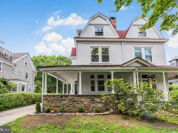 14 Simpson Rd, Ardmore, PA 19003