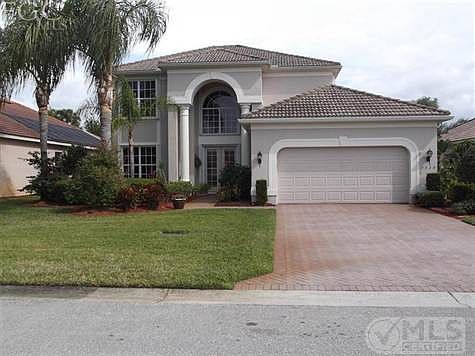 Gorgeous Estate Home on 12th Fairway of Gordon Lewis Golf Course