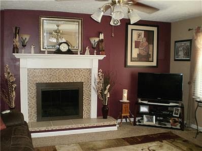 GREAT ROOM FIREPLACE