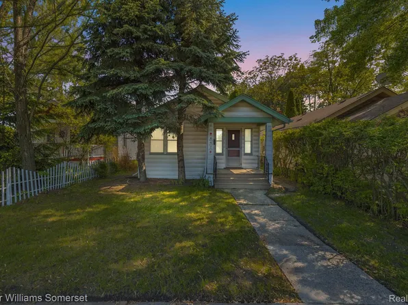 842 E Ten Mile Rd, Ferndale, MI 48220