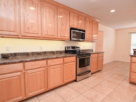 5th image of 1681 Lady Ln