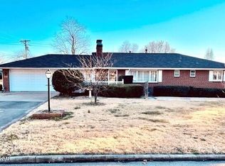 512 Plaza Dr, Joplin, MO 64804